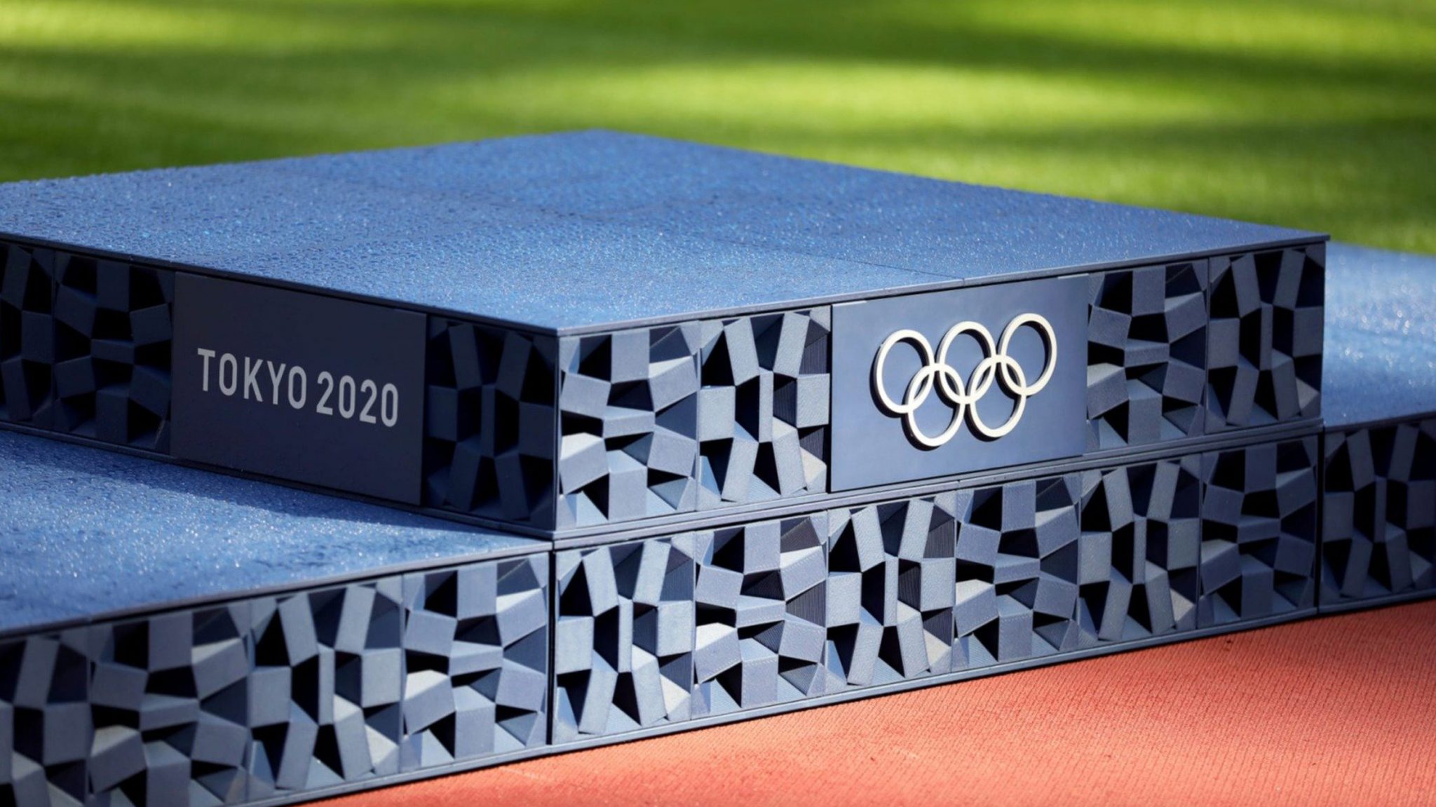 tokyo-2020-olympics-podium-design_dezeen_2364_col_0-2048×1151-1